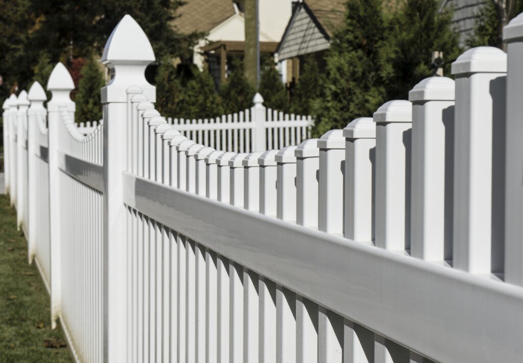 Vinyl Commercial Fences